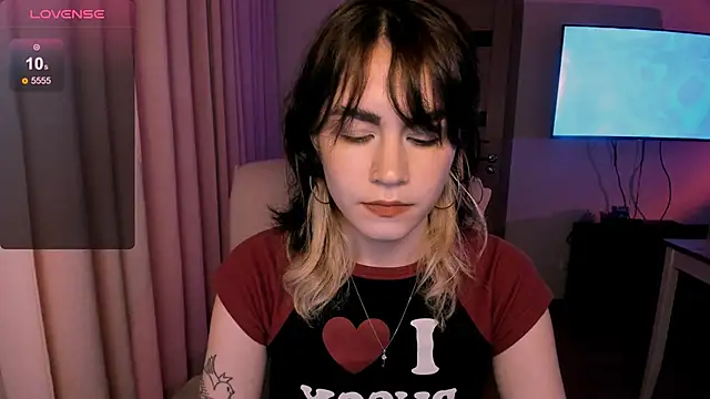 Snapshot of _selectrra chatting on January 12, 2025, 2:19 pm  selectrra online show from January 12, 2025, 2:19 pm