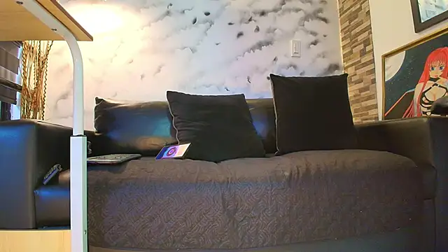 Sophie LittleS online show from December 5, 2025, 11:41 am