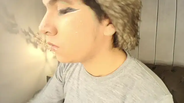 Snapshot of Satuurn_ chatting on February 10, 2026, 2:10 pm Satuurn online show from February 10, 2026, 2:10 pm