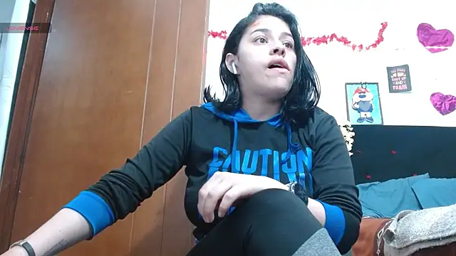 Snapshot of Saray_extrovert_ chatting on October 20, 2025, 5:08 am Saray extrovert online show from October 20, 2025, 5:08 am