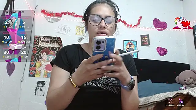 Snapshot of Saray_extrovert_ chatting on October 23, 2025, 3:28 am Saray extrovert online show from October 23, 2025, 3:28 am