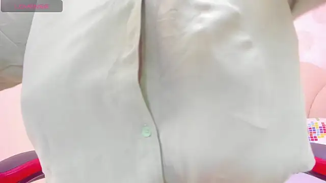 Snapshot of valery_smitd chatting on February 25, 2025, 12:55 pm valery smitd online show from February 25, 2025, 12:55 pm