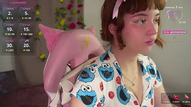 molly russell online show from November 4, 2025, 10:53 pm