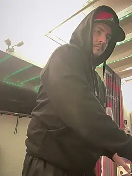 PeterGrandee online show from January 12, 2025, 2:03 am