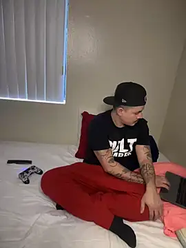 PeterGrandee online show from January 21, 2025, 11:55 pm