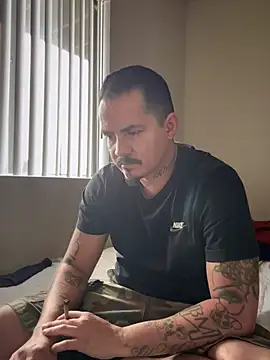 PeterGrandee online show from February 27, 2025, 11:04 pm