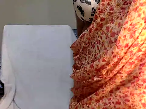 Snapshot of soniasharma0223 chatting on February 13, 2025, 5:37 am soniasharma0223 online show from February 13, 2025, 5:37 am