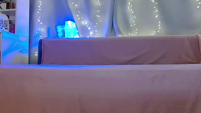 Imcarrieberry online show from February 27, 2025, 5:26 pm