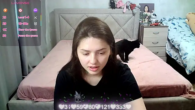juliettkalen online show from May 11, 2026, 4:40 am