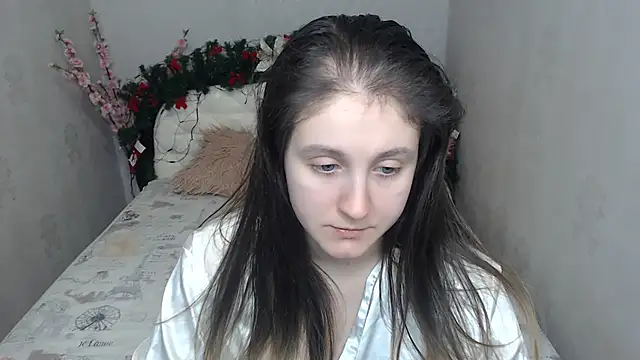 Holliy Cooper online show from January 15, 2026, 9:25 am