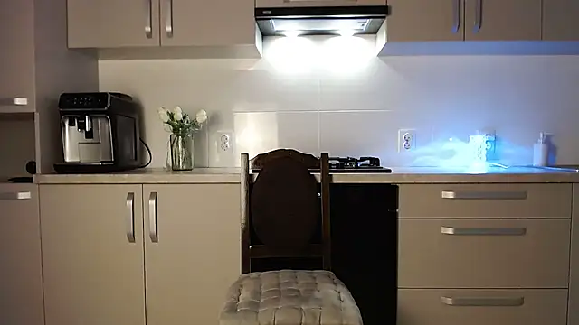 Snapshot of _Anna_Montana chatting on March 17, 2025, 9:02 pm Anna Montana online show from March 17, 2025, 9:02 pm