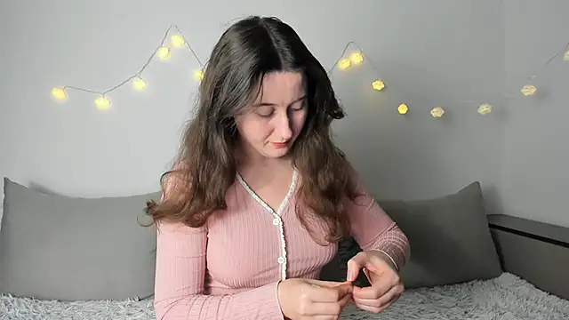 Snapshot of _Anna_Montana chatting on December 18, 2025, 7:42 pm Anna Montana online show from December 18, 2025, 7:42 pm