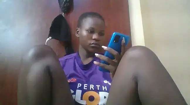 prettychic5 online show from December 21, 2024, 8:07 am