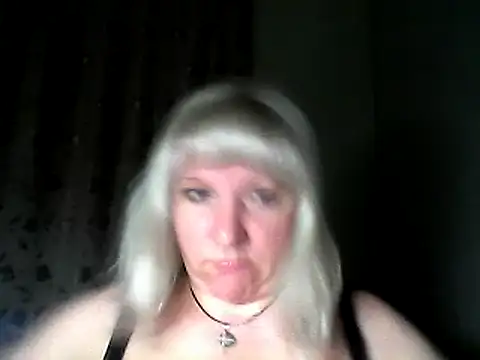 MeilomaWesa online show from February 20, 2025, 8:58 pm