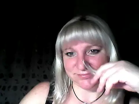 MeilomaWesa online show from February 22, 2025, 6:41 pm