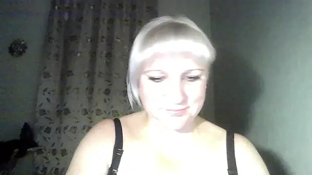 MeilomaWesa online show from October 1, 2025, 5:19 pm