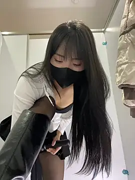 Snapshot of Asia-Lynn chatting on January 21, 2025, 4:37 pm Asia-Lynn online show from January 21, 2025, 4:37 pm