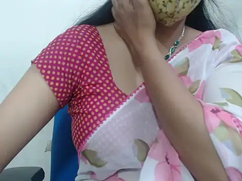 Lovely Siri 23 online show from October 28, 2025, 5:00 am