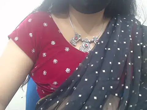 Snapshot of Lovely_Siri_23 chatting on May 11, 2026, 2:45 pm Lovely Siri 23 online show from May 11, 2026, 2:45 pm