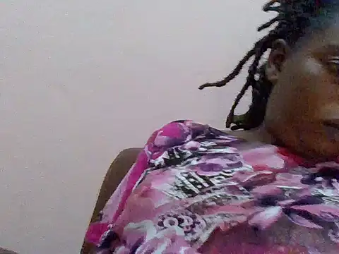 Snapshot of sweetbabra1 chatting on April 28, 2026, 9:25 am sweetbabra1 online show from April 28, 2026, 9:25 am