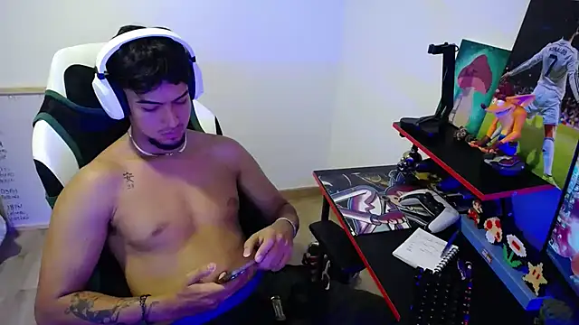 matias bianco online show from November 26, 2025, 6:47 am