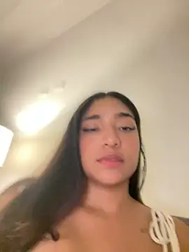 Snapshot of Bellafr chatting on January 21, 2025, 12:15 am Bellafr online show from January 21, 2025, 12:15 am