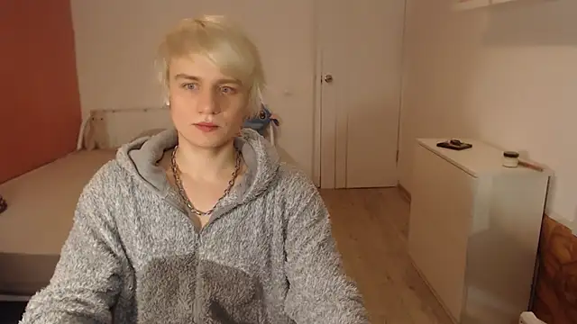 Snapshot of Oliver_sweet_ chatting on January 6, 2026, 1:20 am Oliver sweet online show from January 6, 2026, 1:20 am