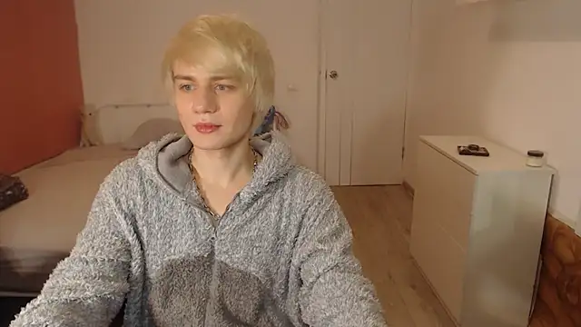 Snapshot of Oliver_sweet_ chatting on January 15, 2026, 1:54 am Oliver sweet online show from January 15, 2026, 1:54 am