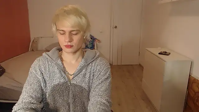 Oliver sweet  online show from January 19, 2026, 2:04 am