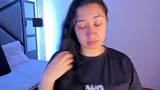 sayumi dirty online show from February 11, 2025, 7:05 pm