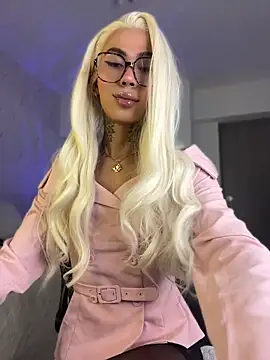 Miss sagitario online show from May 13, 2026, 12:13 pm