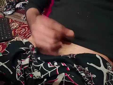 BrownBoy69666 online show from January 6, 2025, 11:42 pm