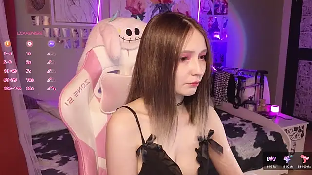 Evie Ro online show from April 4, 2026, 1:48 am