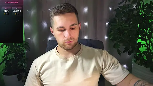 Sweeet  boy online show from February 2, 2025, 7:46 pm