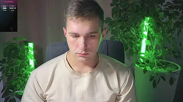 Sweeet  boy online show from March 8, 2025, 5:28 am