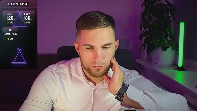 Sweeet  boy online show from October 22, 2025, 2:06 pm