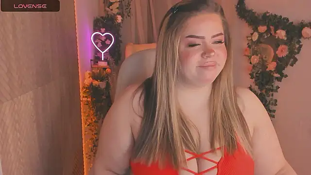 Snapshot of Sheila_queen_ chatting on December 8, 2024, 7:43 pm Sheila queen online show from December 8, 2024, 7:43 pm