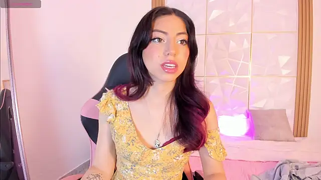 natalie jaensen online show from November 2, 2025, 6:32 pm