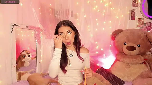 natalie jaensen online show from March 18, 2026, 11:30 pm