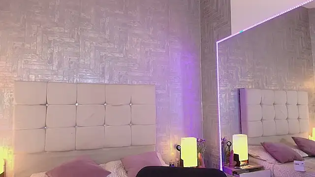 Snapshot of Baby_Venuss chatting on February 28, 2025, 9:58 am Baby Venuss online show from February 28, 2025, 9:58 am