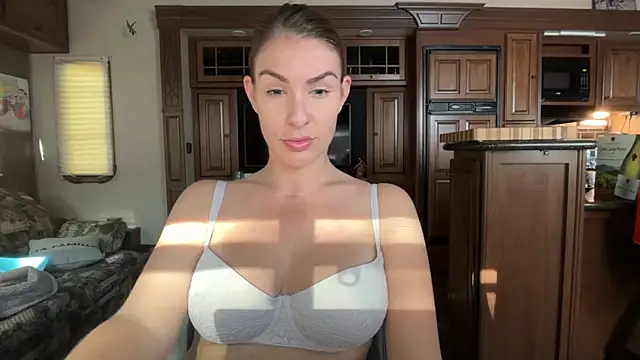 Snapshot of Milfywaysx chatting on October 16, 2025, 7:15 pm Milfywaysx online show from October 16, 2025, 7:15 pm