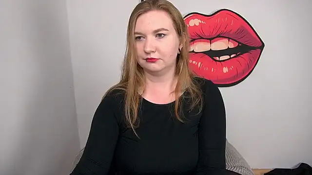 LaraDream online show from October 27, 2025, 5:06 pm