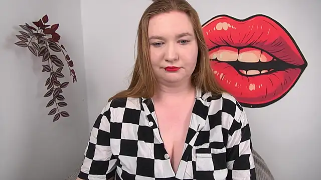 Snapshot of LaraDream chatting on February 28, 2026, 5:14 pm LaraDream online show from February 28, 2026, 5:14 pm