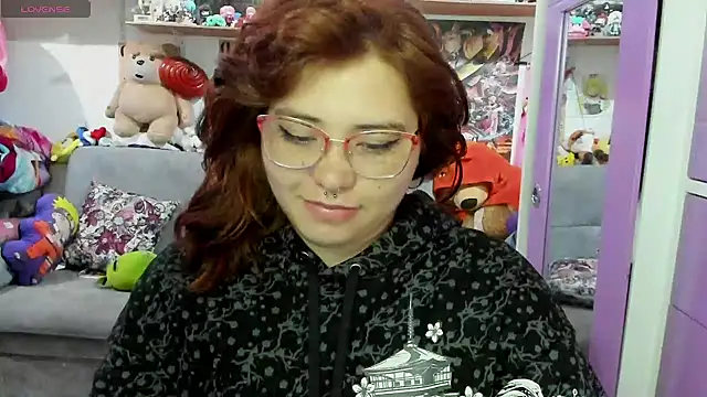 soficammy online show from January 13, 2025, 11:38 pm