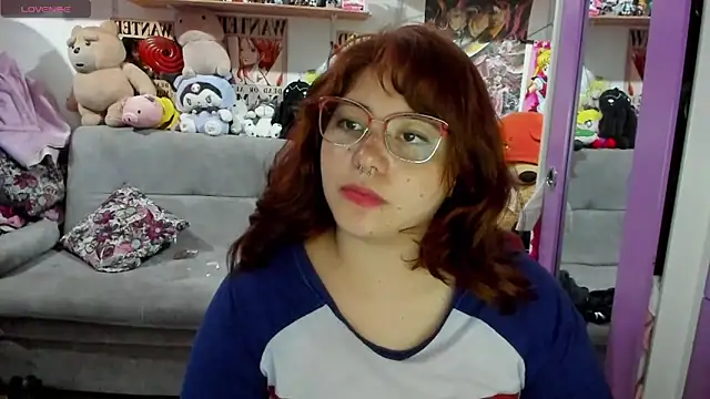 soficammy online show from February 6, 2025, 10:10 pm