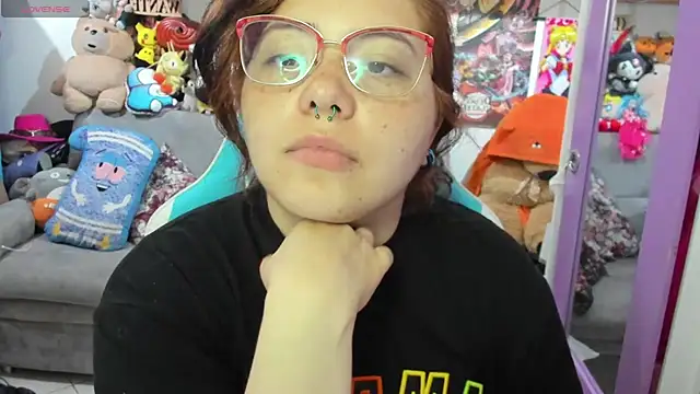 soficammy online show from September 13, 2025, 11:15 pm