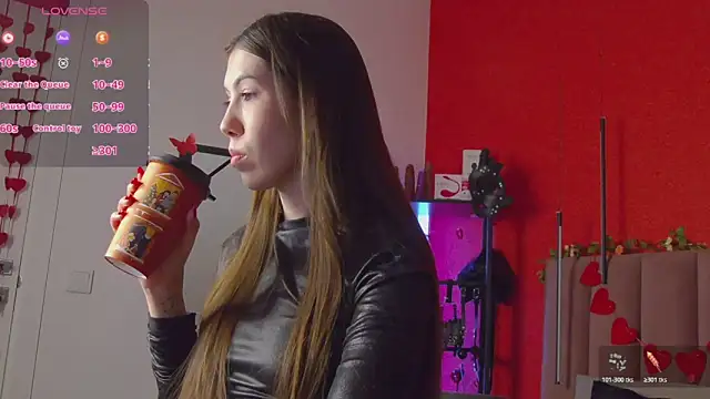 Snapshot of SweetySonya chatting on March 9, 2026, 1:53 am SweetySonya online show from March 9, 2026, 1:53 am