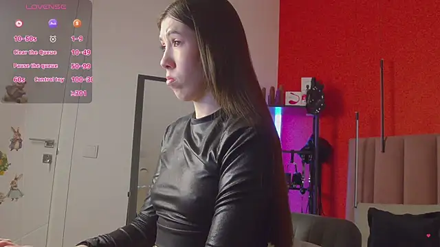 Snapshot of SweetySonya chatting on April 13, 2026, 1:44 am SweetySonya online show from April 13, 2026, 1:44 am