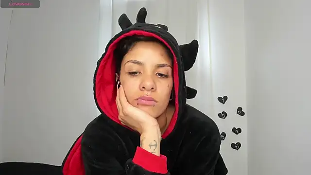 Snapshot of luci_fer_devil chatting on February 21, 2025, 3:32 pm luci fer devil online show from February 21, 2025, 3:32 pm