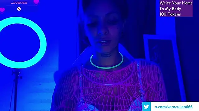 Snapshot of luci_fer_devil chatting on February 15, 2026, 1:13 am luci fer devil online show from February 15, 2026, 1:13 am